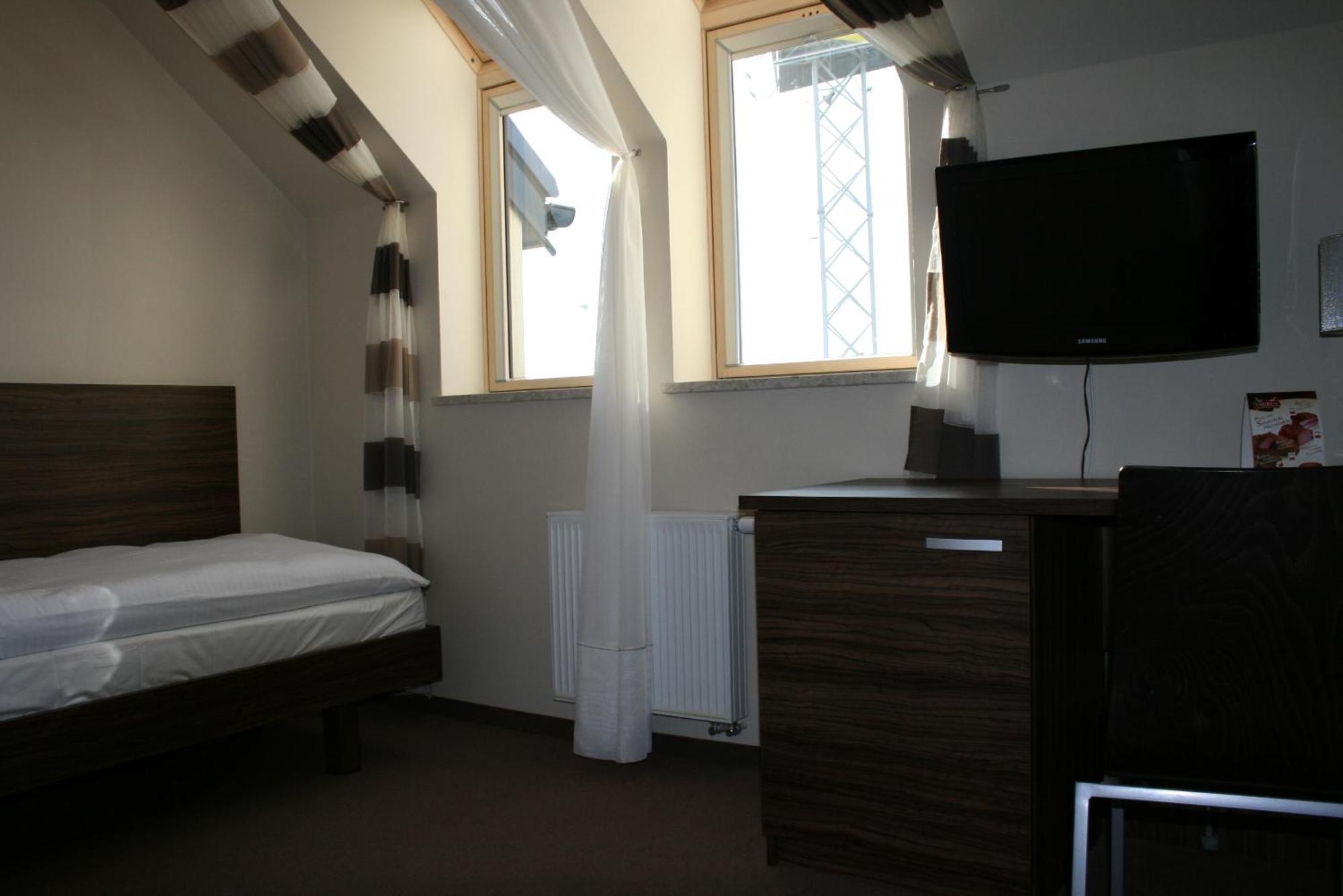 Aparthotel Taurus Ładna