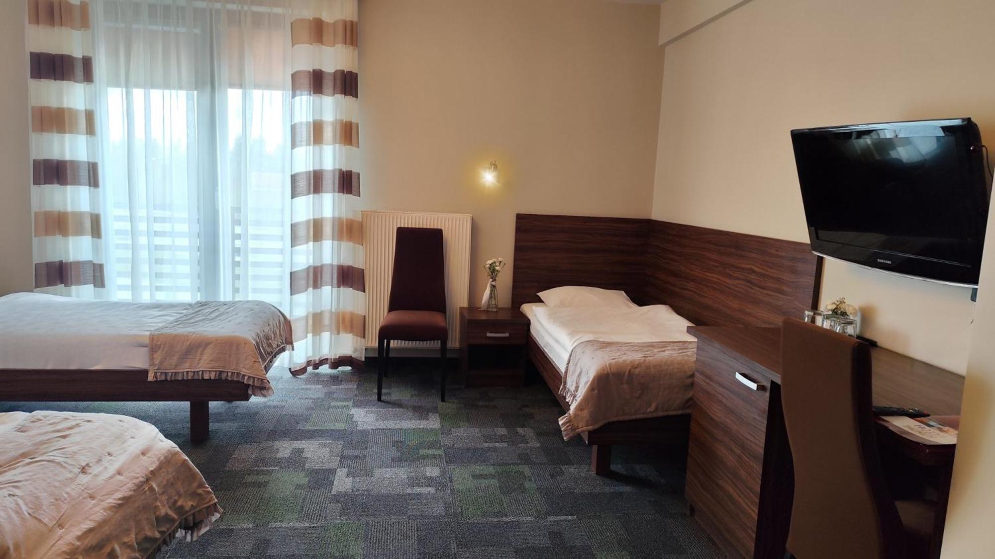 Aparthotel Taurus Ładna
